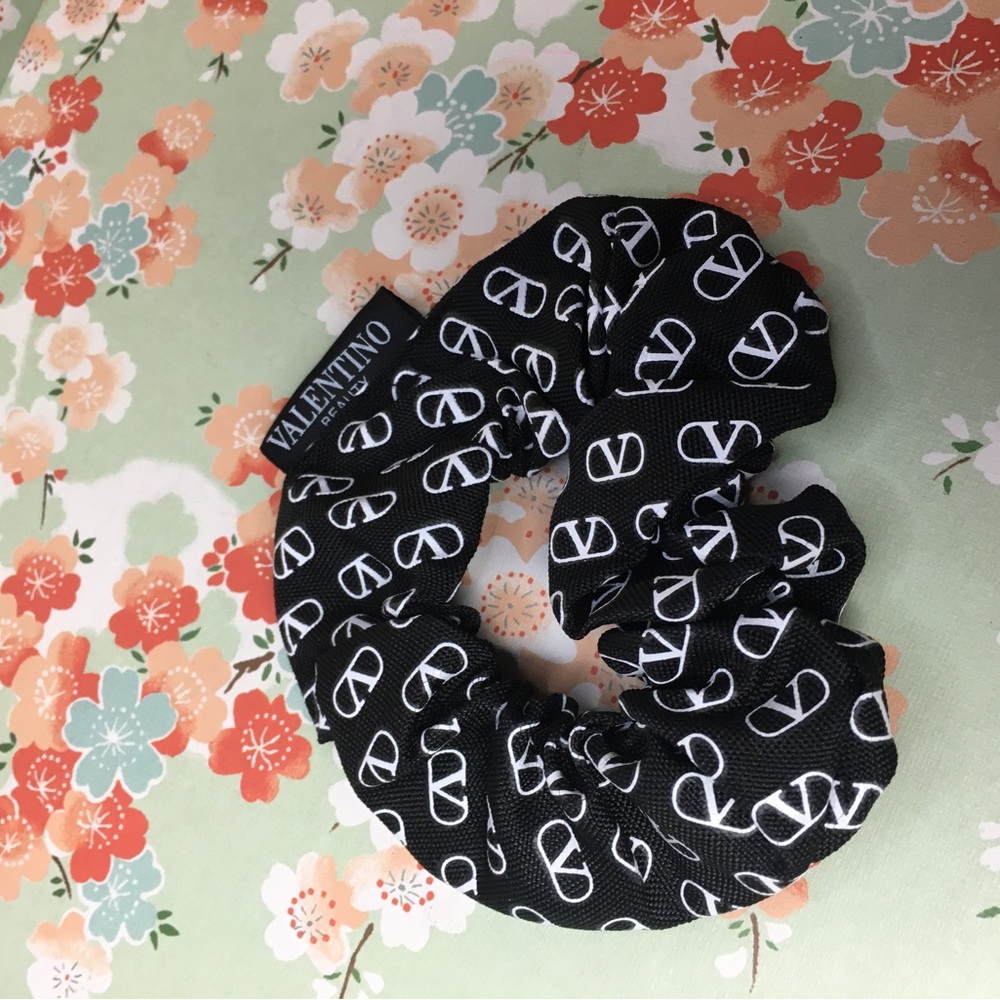 Valentino Black Hair Tie Scrunchie V logo in white all over with tag in bag